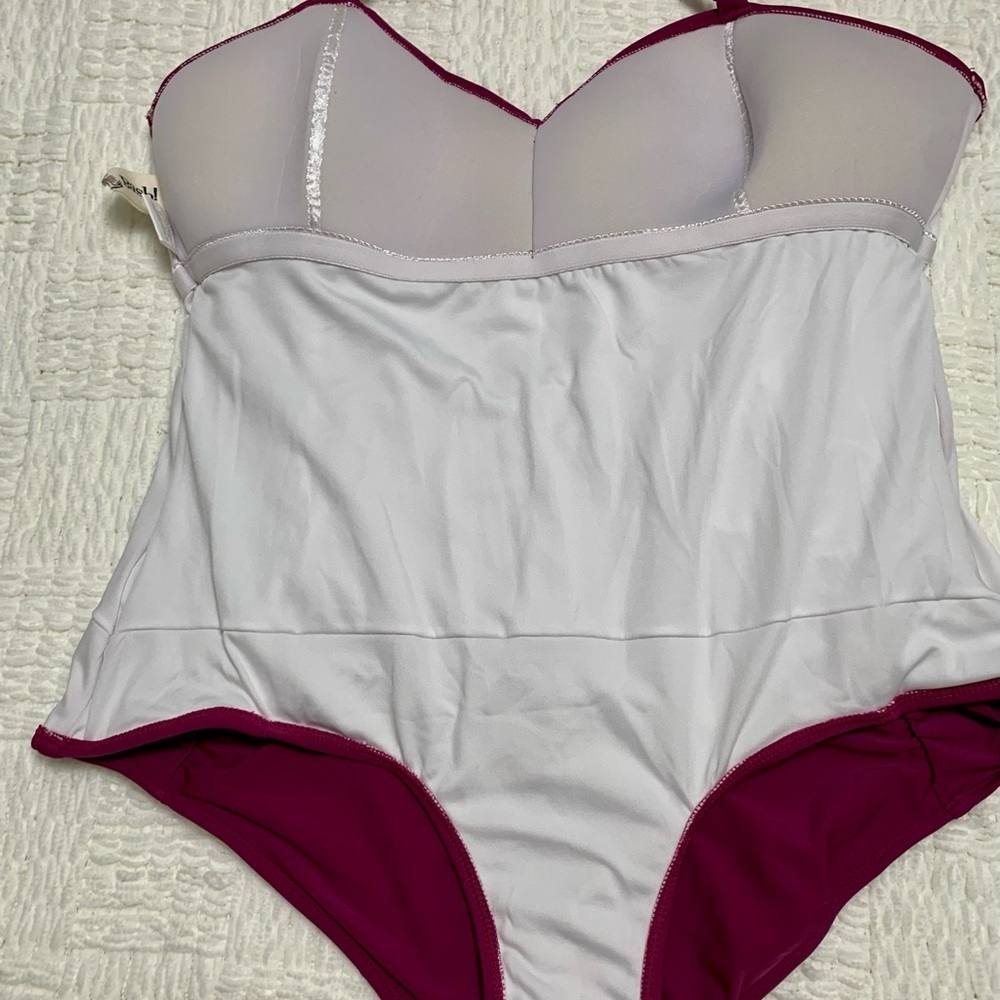 BEACH BASH Plum/Wine Flattering Ruched
Halter Top One Piece
Swimsuit. 3X - Picture 6 of 10